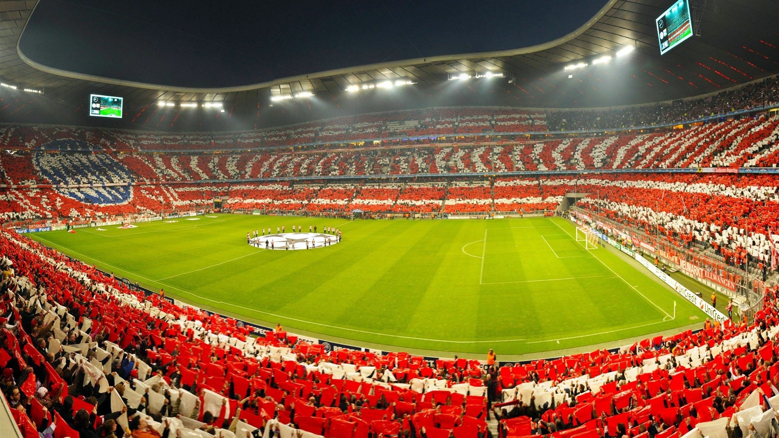 湖人安排战术测试营检验球员临场决策,湖人全队训练